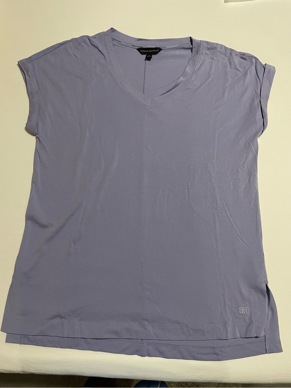 Banana Republic Lilac V-Neck Short Sleeve Tee